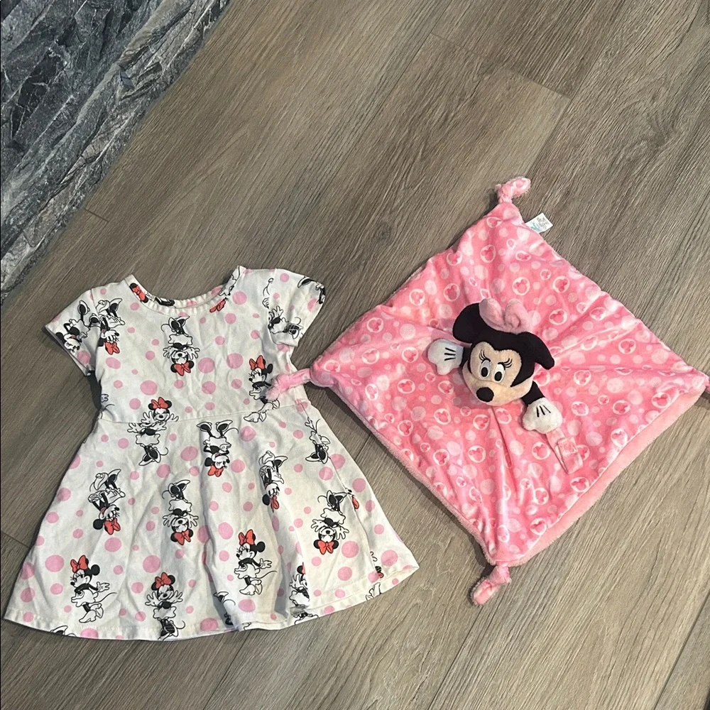 Disney Minnie Mouse Pink and White‎ Dress with Blanket